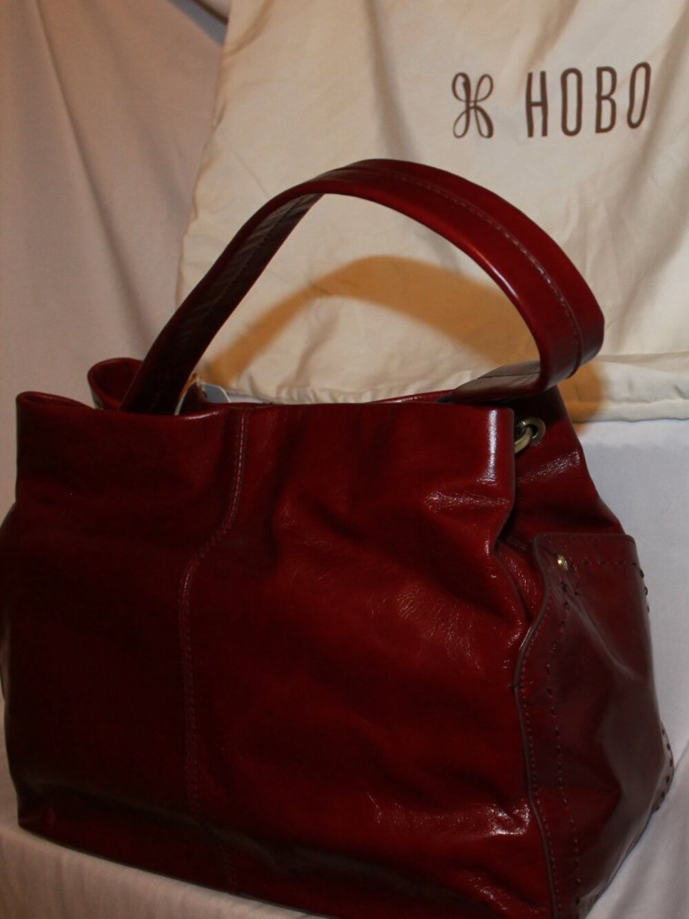 HOBO Seneca Shoulder Bag in a Saddleberry color - Picture 4 of 4